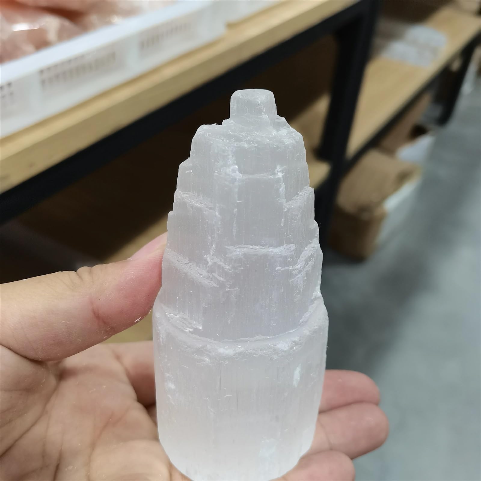 AUOQKQUT Selenite Crystal Ornaments for Home Decoration Home Decor