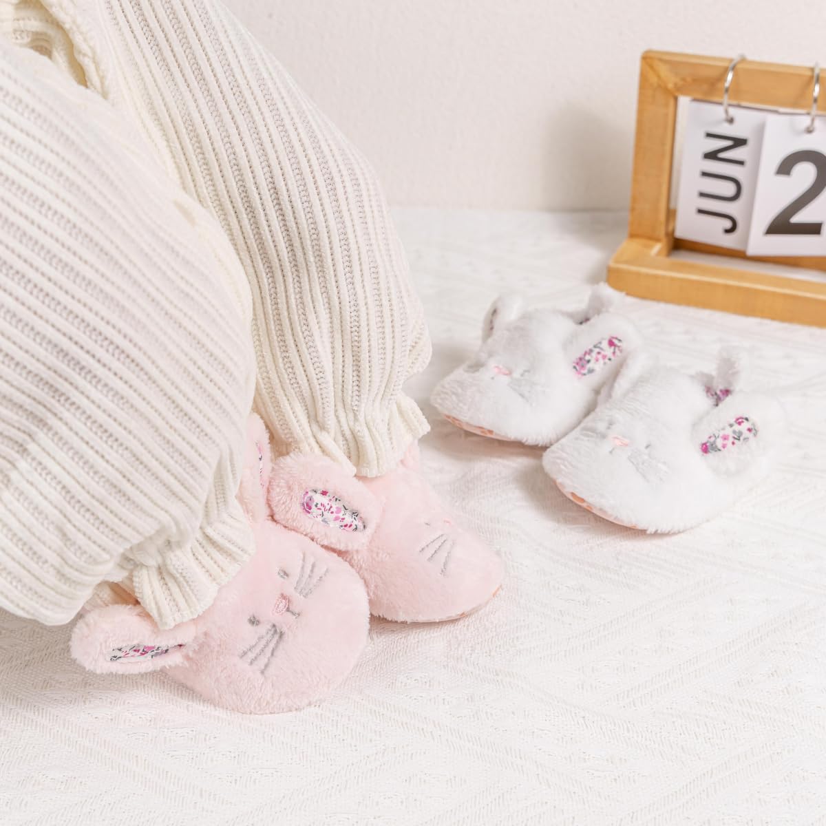 Meckior Save Beautiful Cute Cartoon Infant Unisex Baby Warm Cotton Anti-Slip Soft Sole First Walkers Shoes
