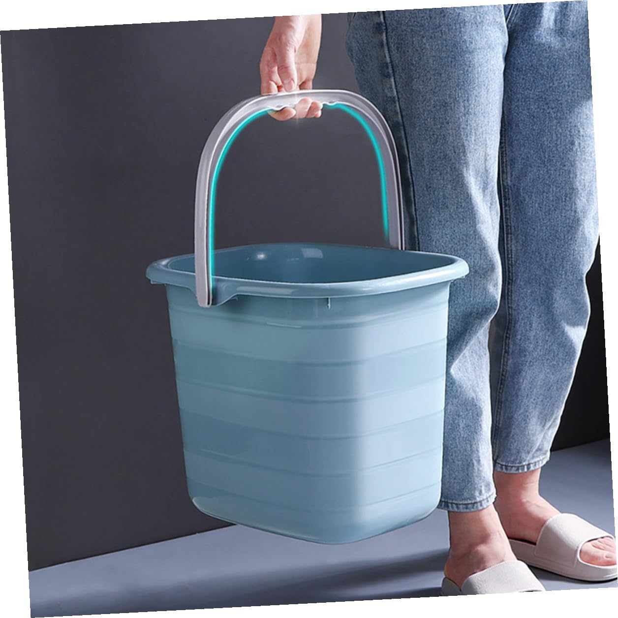 Secchio in Plastica Multifunzionale Maniglia Antiscivolo e Buona Capacità di Carico per Pulizia Domestica e Giardinaggio in Alberghi e Fattorie