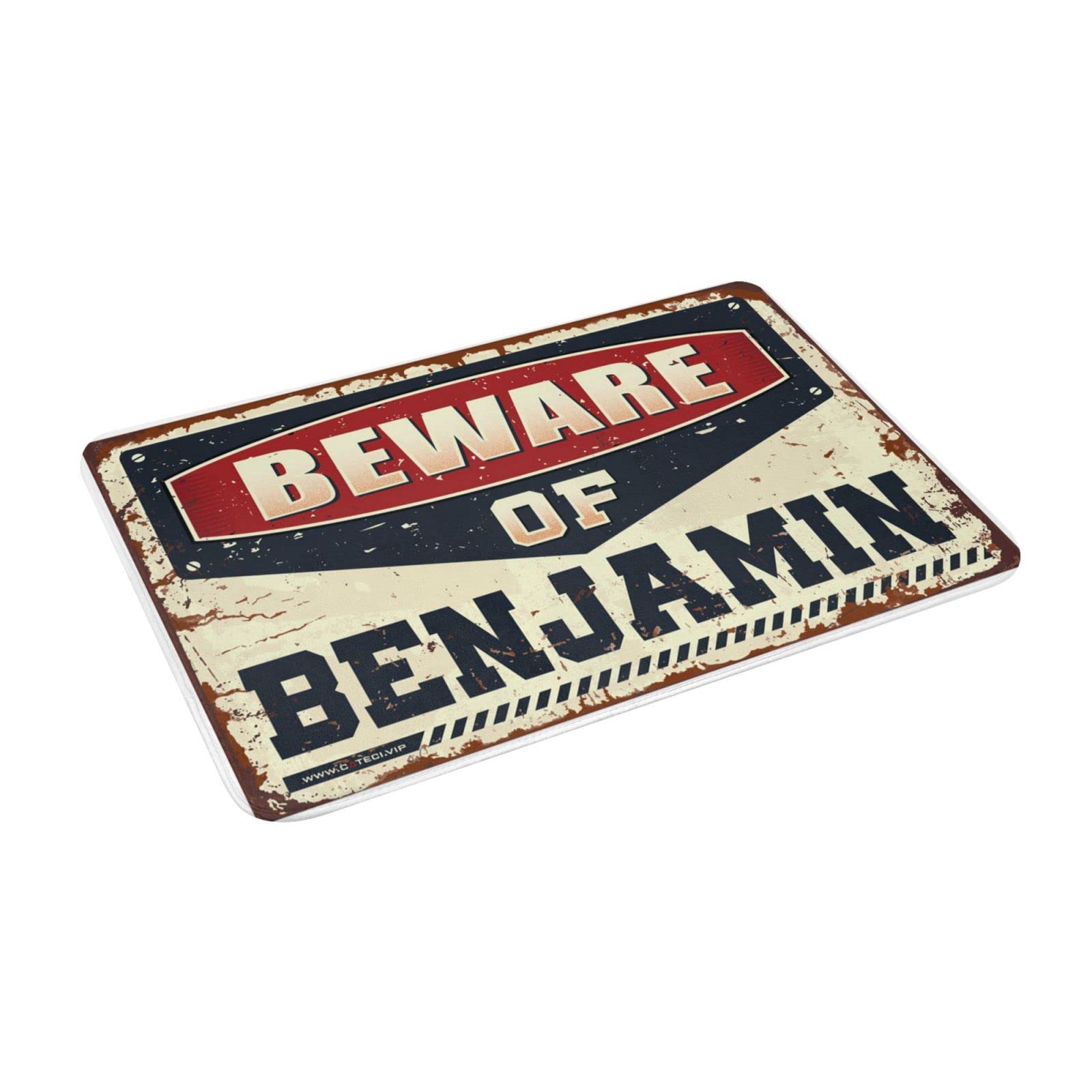 Knock Before Entering - Zerbino con scritta "Beware of Benjamin", divertente decorazione per patio, zerbino autunnale per esterni (dimensioni: 65 x 90 cm)