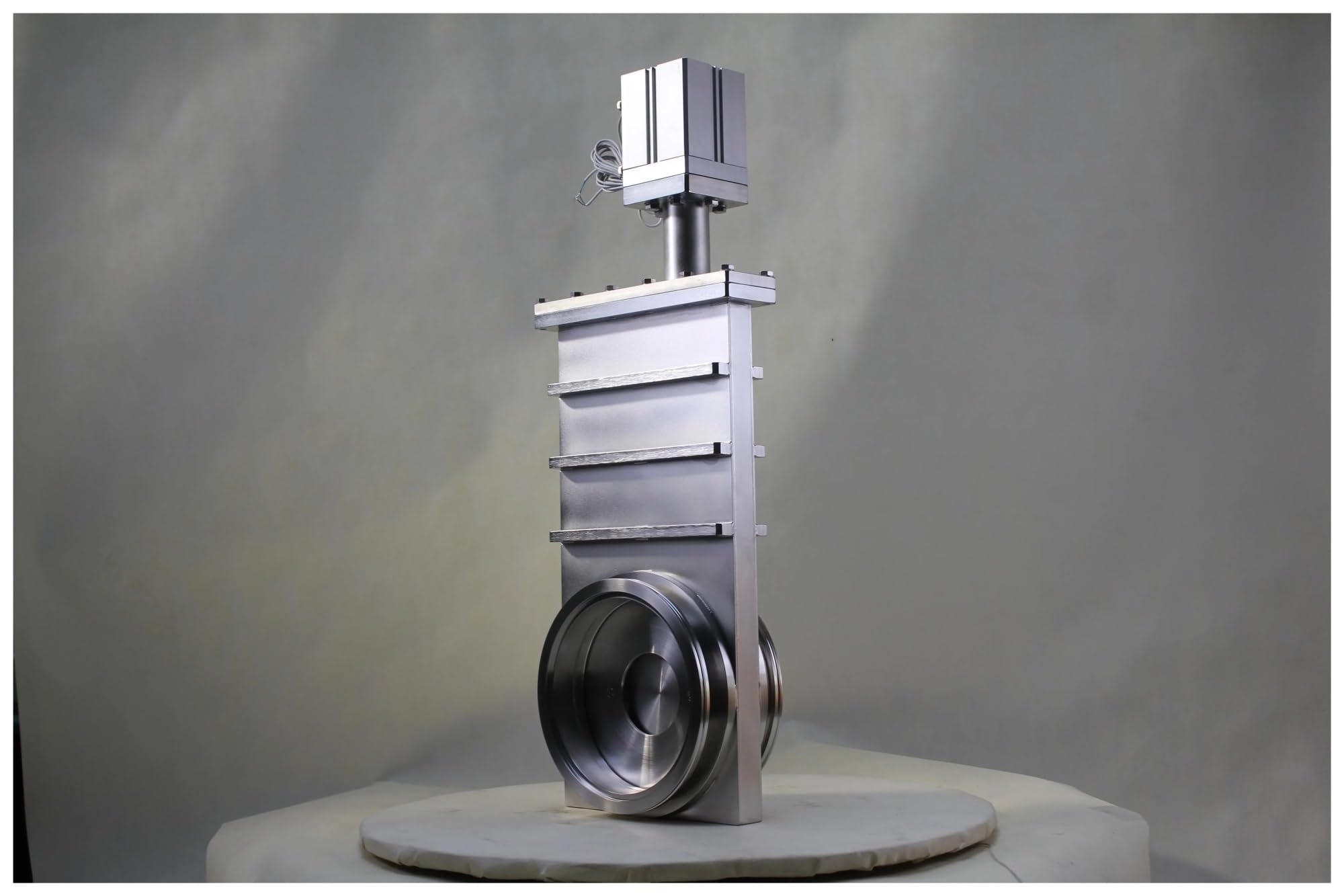 CCQ-200 Ultra-high vacuum pneumatic gate valve