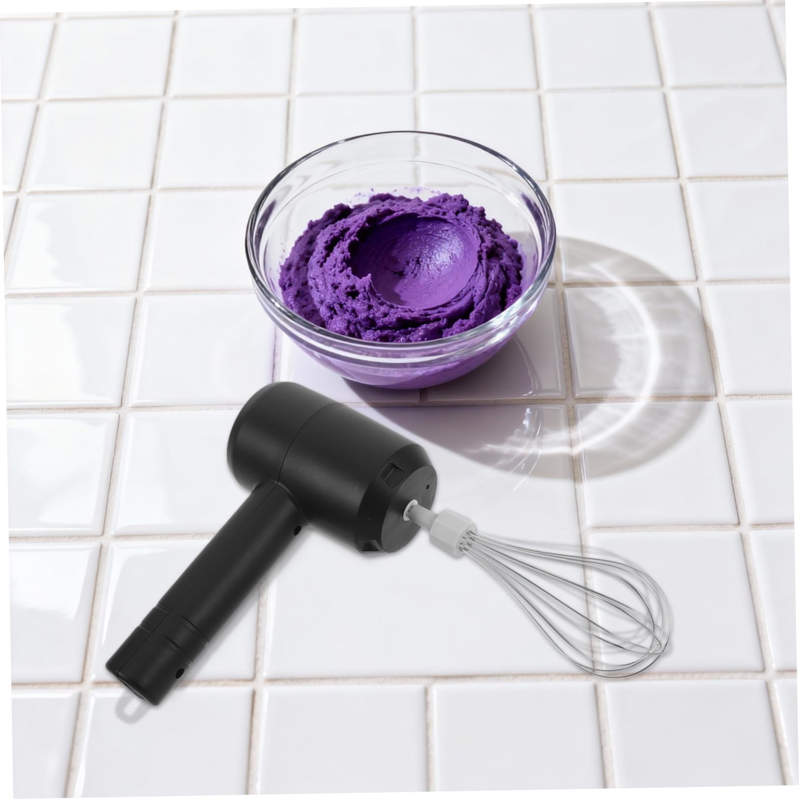 LABRIMP Wiederaufladbarer Elektrischer Haarfarbenmischer mit Leisem Betrieb und Kunststoffgehäuse Kabelloser Handmixer für Selbstgemacht und Reisen Automatisches Mischgerät für Farbcreme