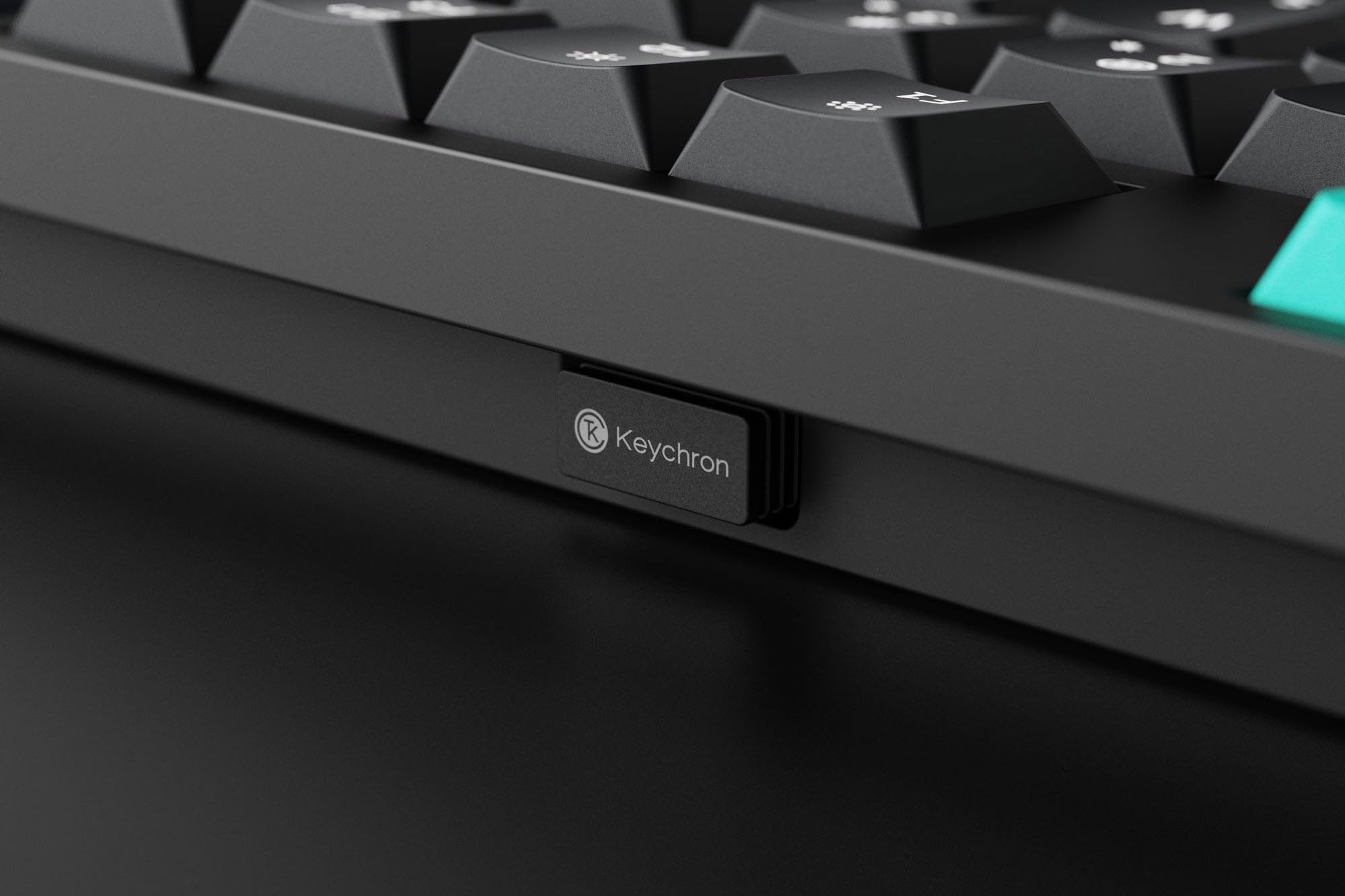 Keychron B36 – Tastiera Wireless Full-Size 100% ISO-IT Silenziosa con Meccanismo Scissor, Bluetooth 5.2, 2.4GHz, USB-C e Autonomia 320 Ore [Immagine ANSI]