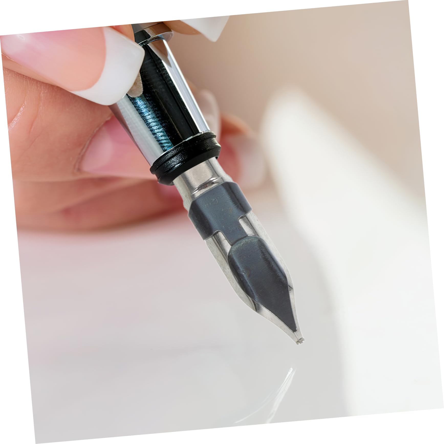 jojofuny Dip Pen Nibs Set 5pcs Stainless Steel Pen Nibs Replacement for Calligraphy Writing Comic and Lettering