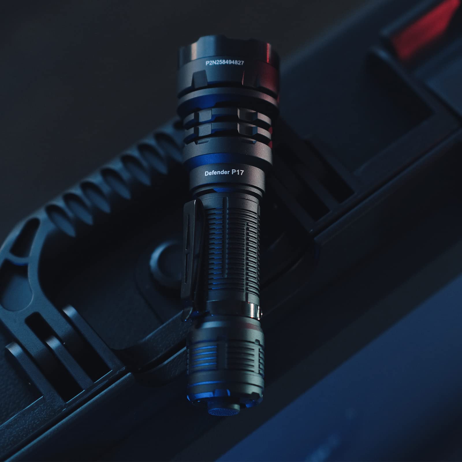 Amazon.co.jp: タクティカルライト ACEBEAM Defender P17 4900ルーメン