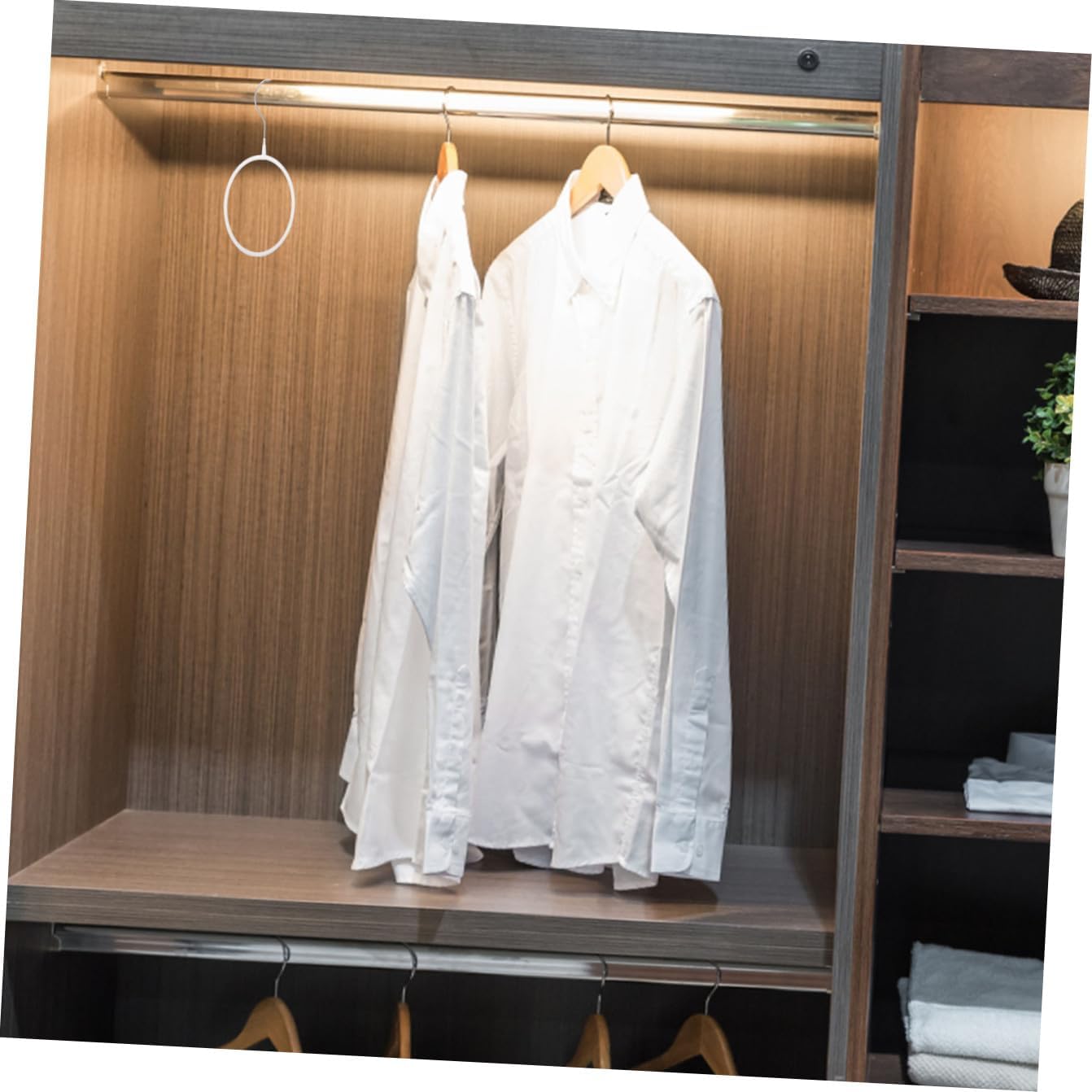 8pcs White Large Iron Scarf Hanger Set, Multi-Functional Round Tie and Towel Organizer Rack for Closet Storage and Household Use