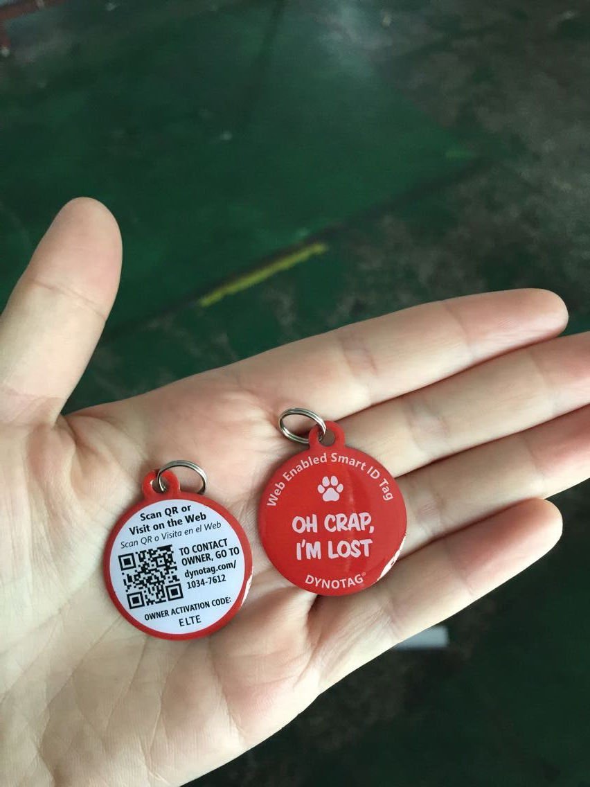 Dynotag® Médaille pour chien En métal Avec code QR Connexion Web/GPS