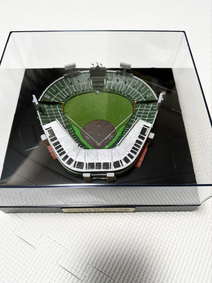 Amazon.co.jp: 年席特典 甲子園球場 100周年記念ジオラマ模型 : ホビー