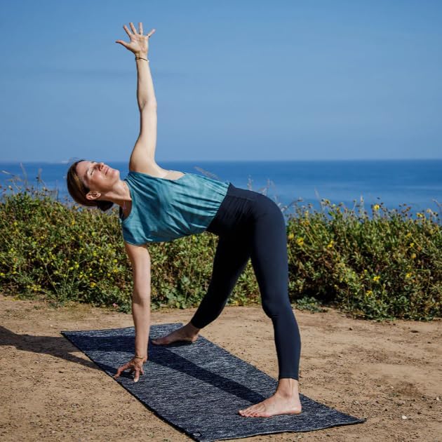 Miniatura 5 de Manduka Shala - Alfombra de yoga de 71 pulgadas, para yoga y meditación al aire libre, plegable y lavable a máquina, algodón natural, hecha a mano,