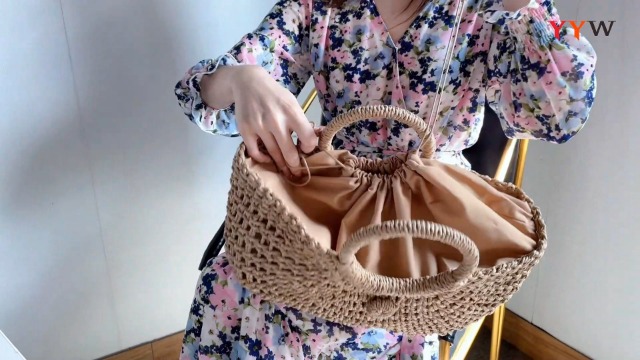 Straw Bags for Women,Hand-woven Straw Top-handle Bag with Round