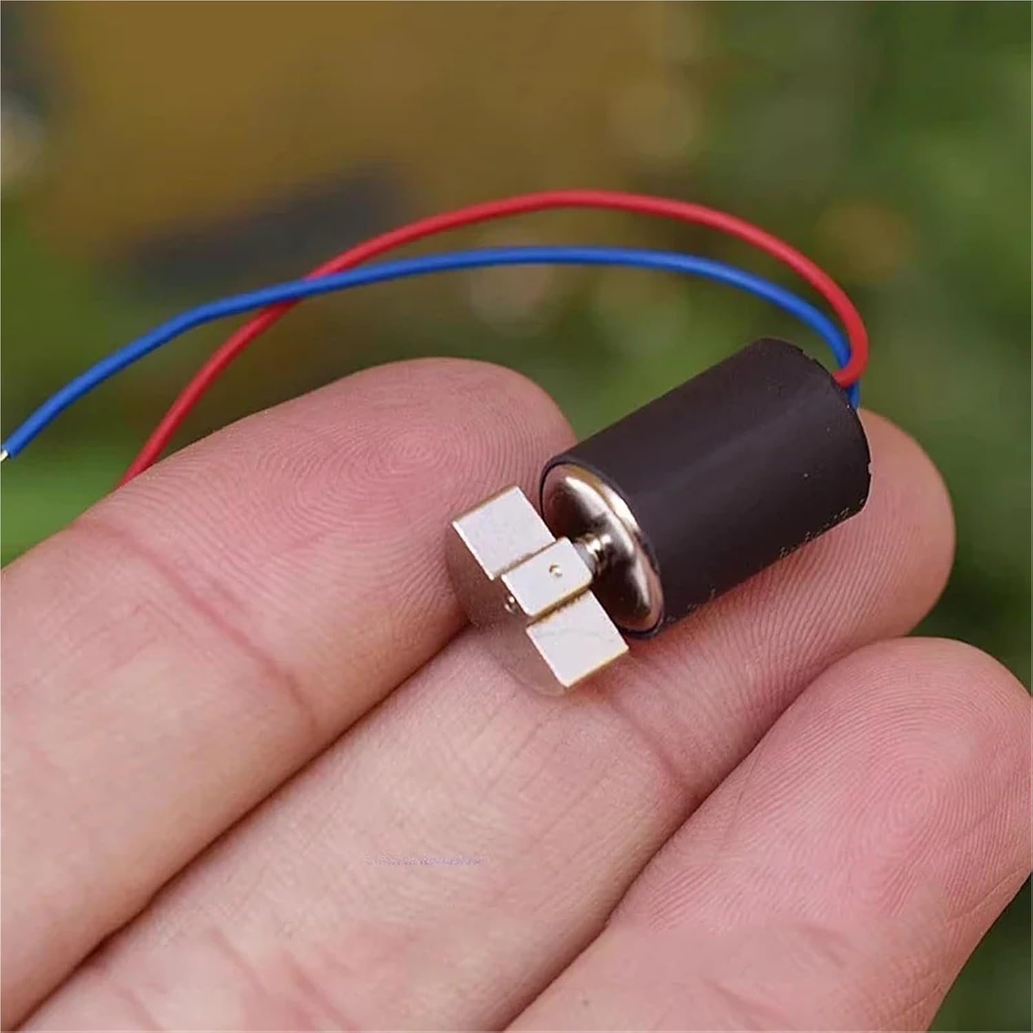 1pc 1.5V 3V 3.7V Mini 10mm*15mm Coreless Vibration Motor Strong Vibrating Motor Eccentric Wheel Vibrator DIY Pad Toy Massager