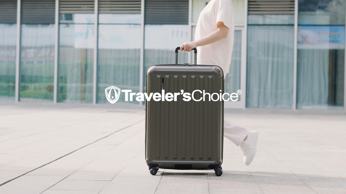 André Lutereau – Travelling Amazon.com | Traveler's Choice Art of Travel 2PC Hardside