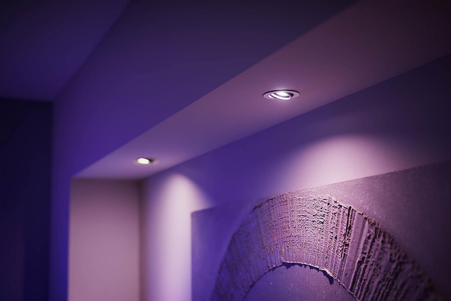Philips Hue Centura Foco Empotrable LED Inteligente Redondo, 350 lm, 5.7W, Luz Blanca y de Colores Regulable, Control Voz y App, Compatible Alexa, Google Home, Samsung SmartThings y Apple Home, Blanco