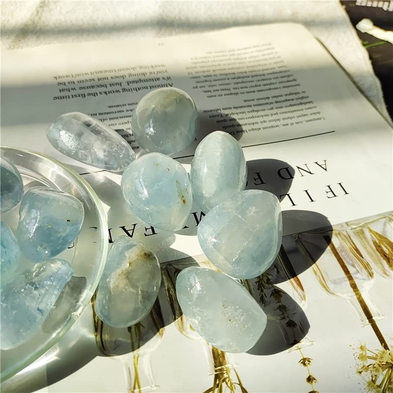 Piedras de cristal celestite contra el estrés ambiental en el dormitorio 8