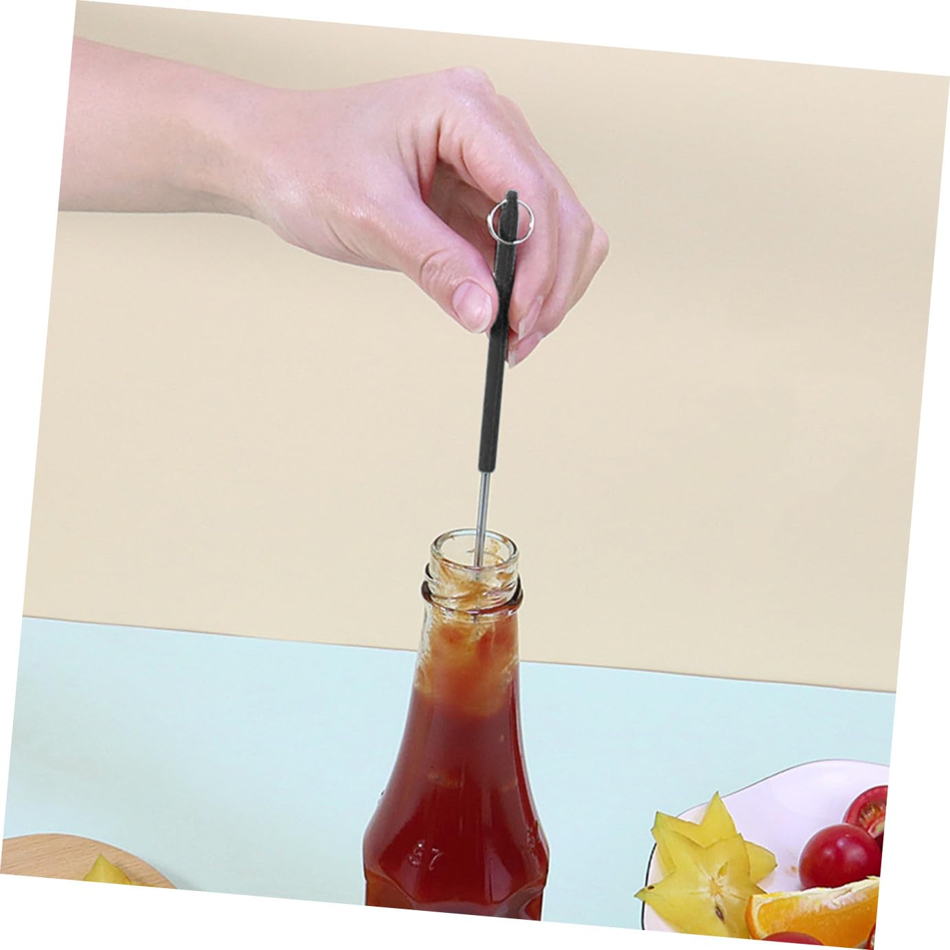 Kleiner Silikon Spatel mit Langem Griff und Aufhängeloch Leichter Make Up Spatel für Backen Praktisches Küchenutensil aus Schwarzem Silikon