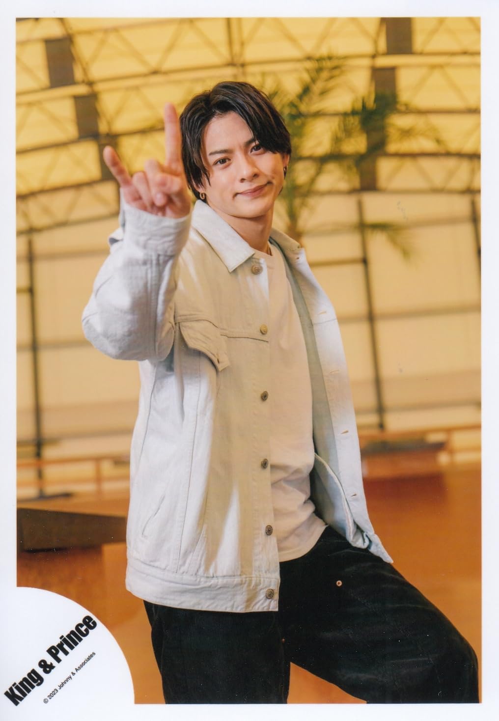 Amazon.co.jp: King & Prince 公式 生 写真 （平野紫耀）KP01868 