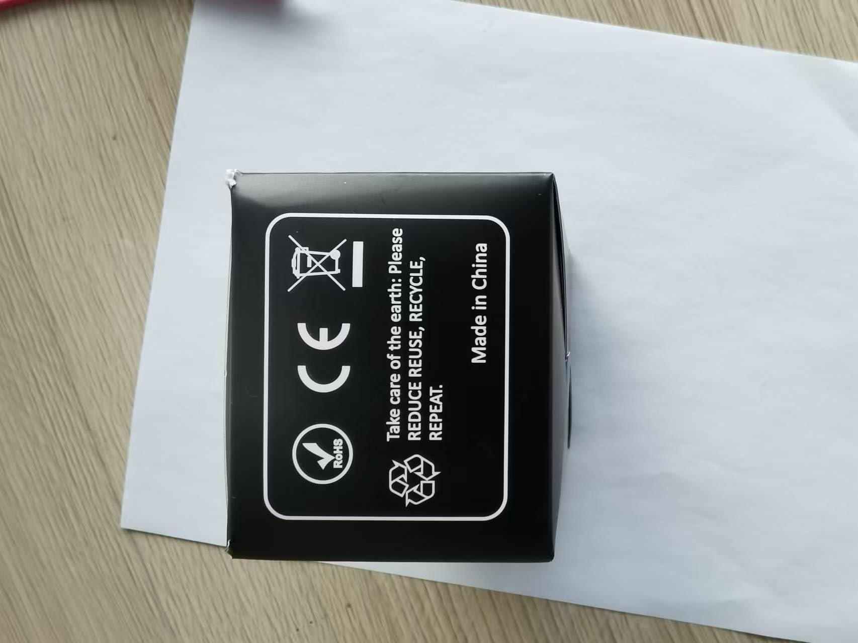Luci Bici LED Ricaricabili USB 1800LM - Luce Bicicletta Anteriore con Telecomando Wireless, Fascio Lungo 298m/ Corto, Anti-Abbagliamento, per Ciclismo Urbano e Fuoristrada