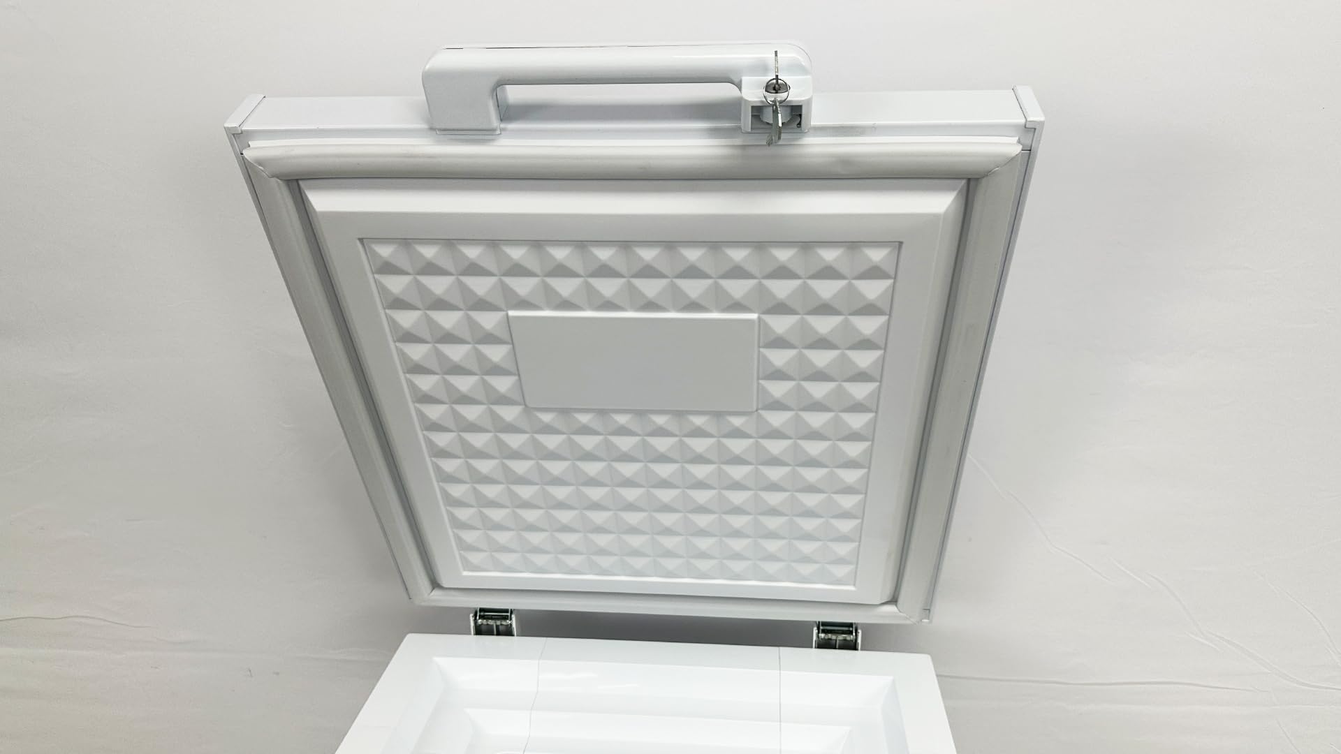 Commercial 35 Lab Chest Freezer Ultra-Low Dw-86w35 Etl on Fridge.com - View 5