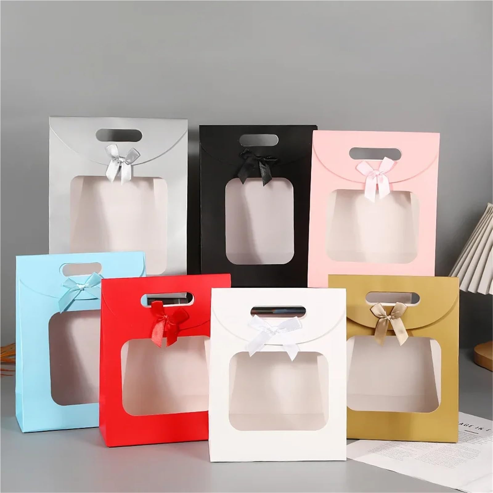 Sacs cadeaux kraft à fenêtre noir/blanc, 25 pièces