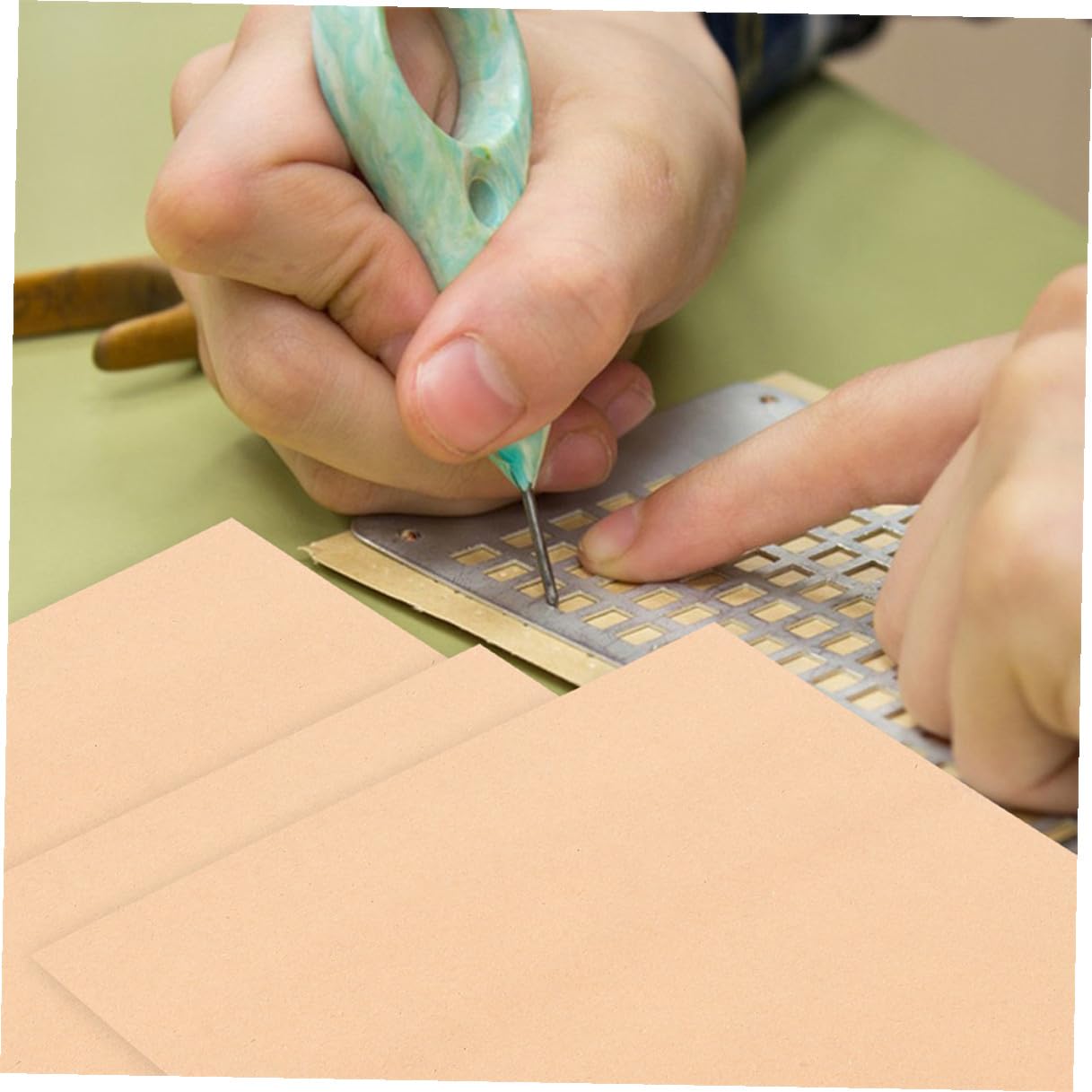 Papel para Escribir en Braille 10 Hojas Tamaño Pequeño para Tableros de 4 y 9 Líneas, Material Didáctico para Personas Ciegas, Herramienta de Aprendizaje Portátil y Compatible