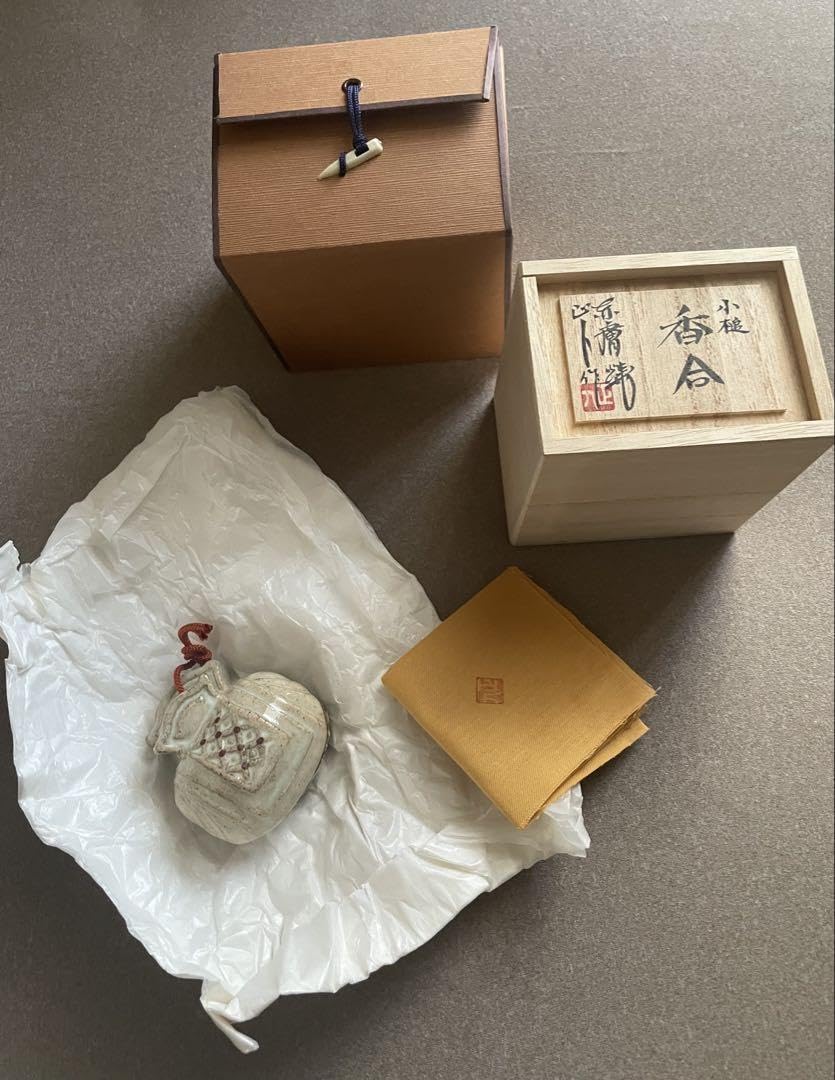 Amazon.co.jp: 香合 小槌 赤膚焼 大塩正人 茶道具 : ホーム＆キッチン
