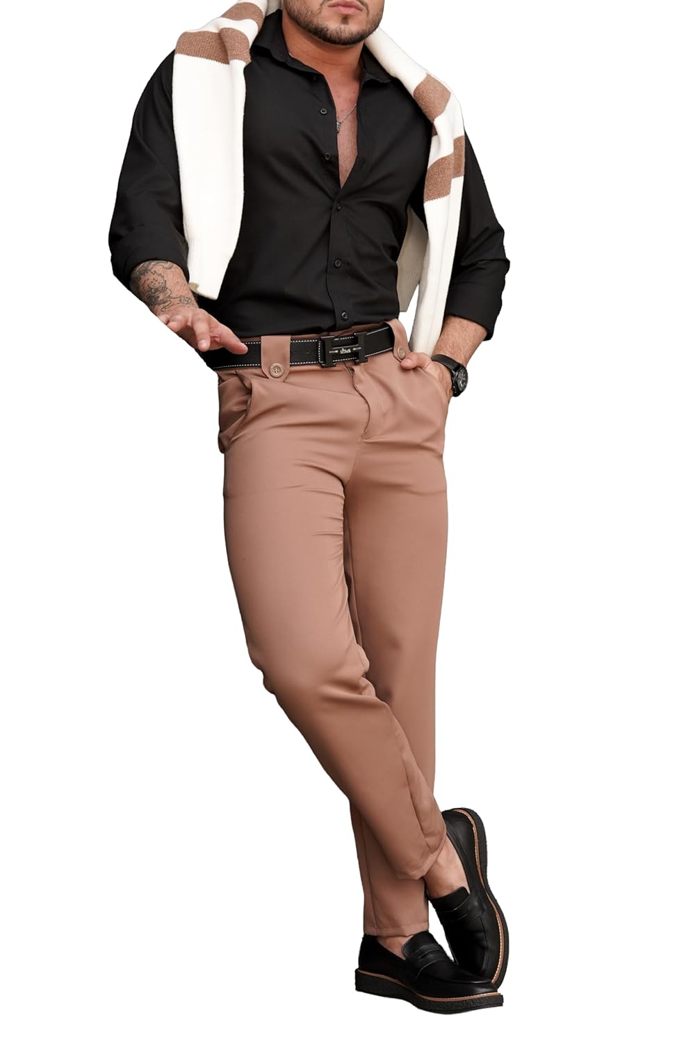 Calça Masculina Alfaiataria Milano em promoção! Veja a oferta e mais achadinhos de Calças 9 Hoje é o melhor dia para comprar Calça Masculina Alfaiataria Milano com aquele preço maroto! Promoção! Aproveite a oferta! 9