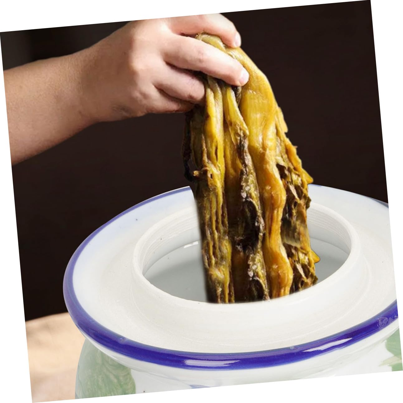 NUOBESTY Traditionelle Keramikdose 2kg mit Dicht Schließendem Deckel Kompakter Gärtopf für Gemüsefermentation und Einmachen in Küche