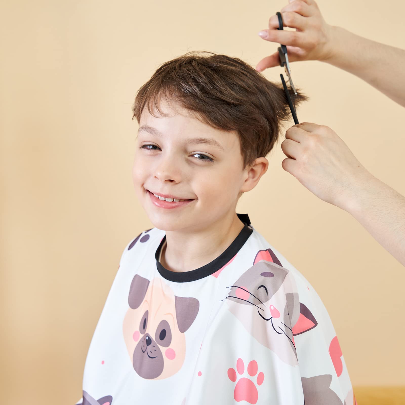 Capa de peluquería profesional para niños, capa de peluquería profesional con correa ajustable para el cuello, capa de corte de cabello con champú para salón y hogar, 51 x 36 pulgadas (patrón 7
