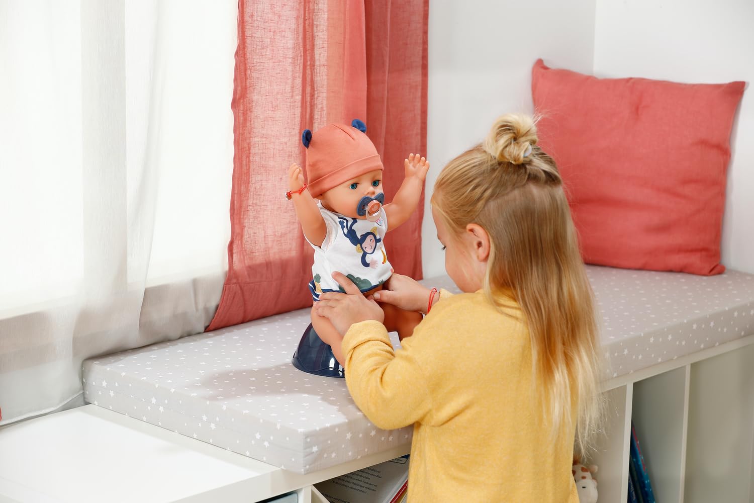 BABY Born Emma lalka w stylu dżungli – 43 cm duża lalka niemowlęca – 10 funkcji w zestawie akcesoria i śpioszki w kolorach unisex – działa bez baterii – nadaje się dla dzieci od 3 lat