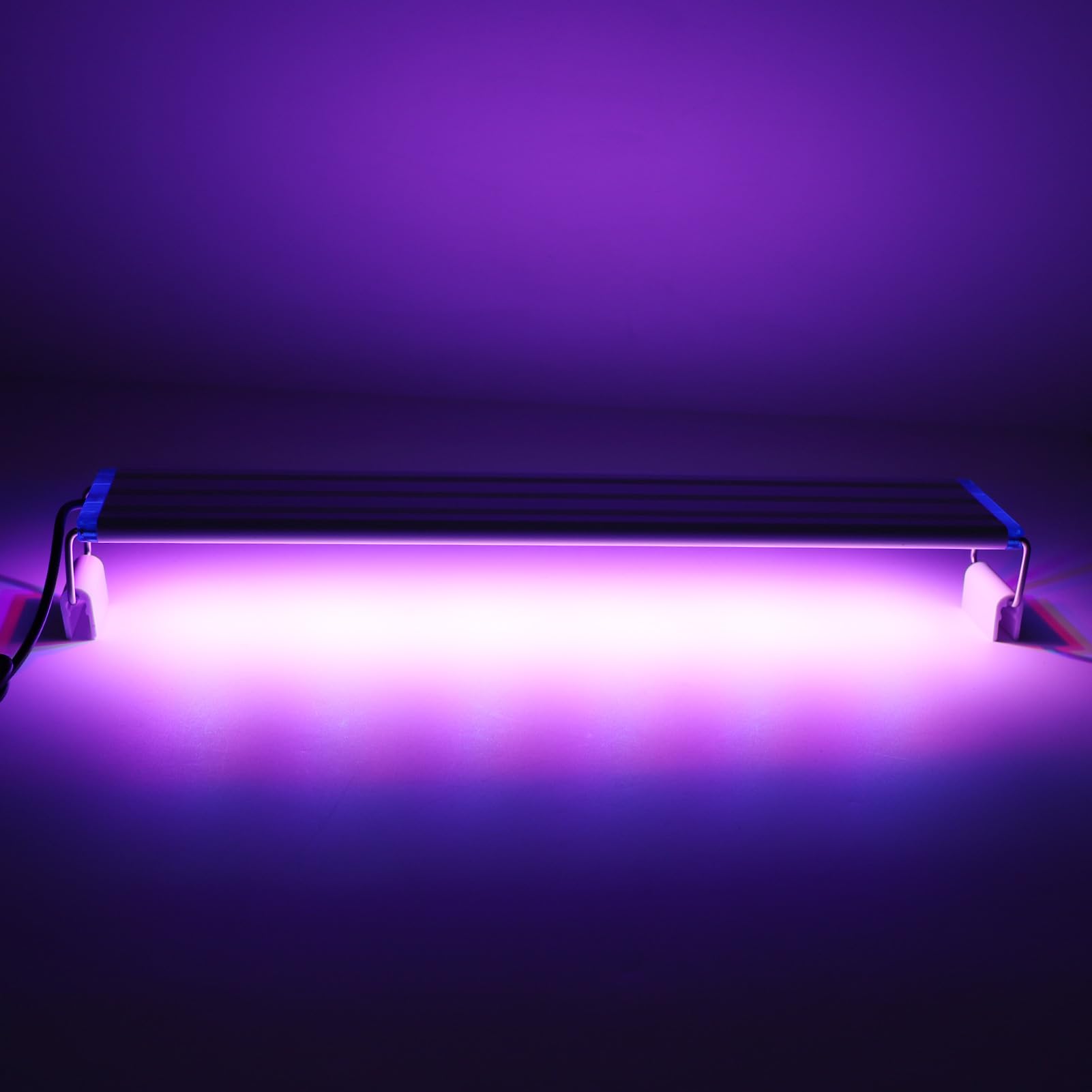 Tnfeeon Luce per Acquario a LED Illuminazione a 3 Colori per Boccia per Pesci con Staffe a Clip, Adatta per L'abbellimento Domestico (Spina UE 38 cm/15,0 pollici)