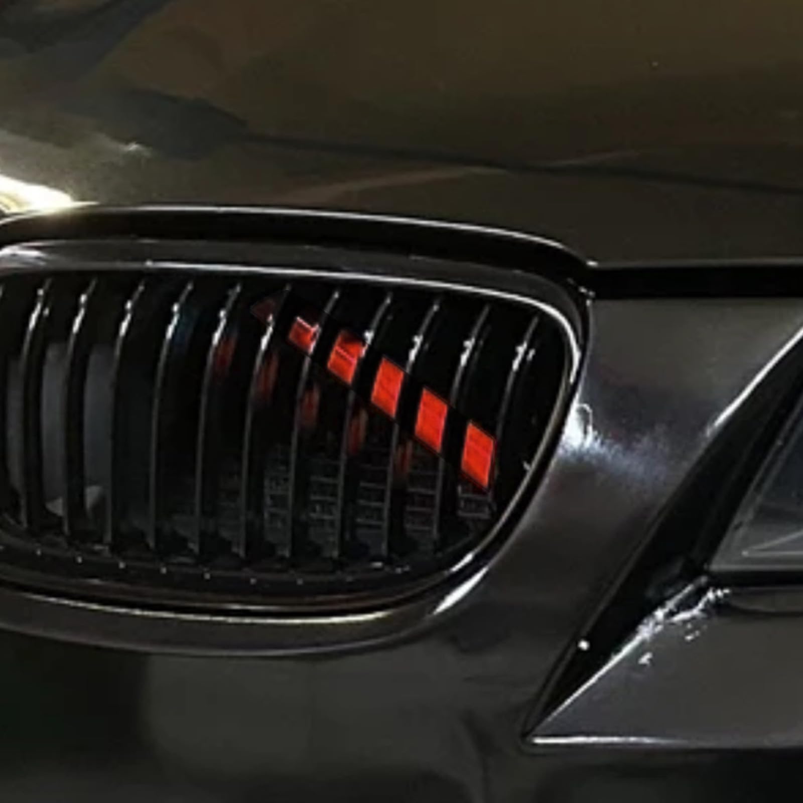Bevinsee Barres d'accolade en V compatibles avec les séries 3 E90/E91/E92/E93 2006-2013, grille avant en acier haute résistance uniquement pour série E9X, revêtement en poudre, rouge