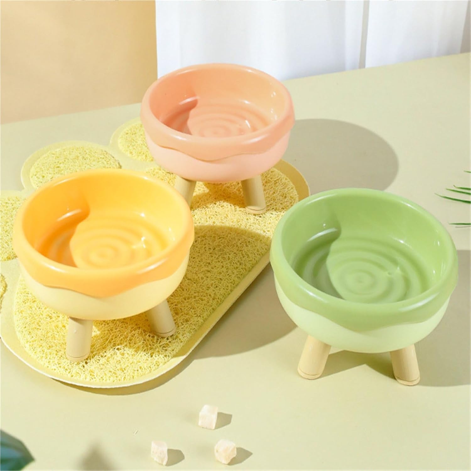 Four-Legged Doughnut-Shaped Non-Slip PP Cat Bowl - Single Food & Water Bowl for Cats(Donut Green)