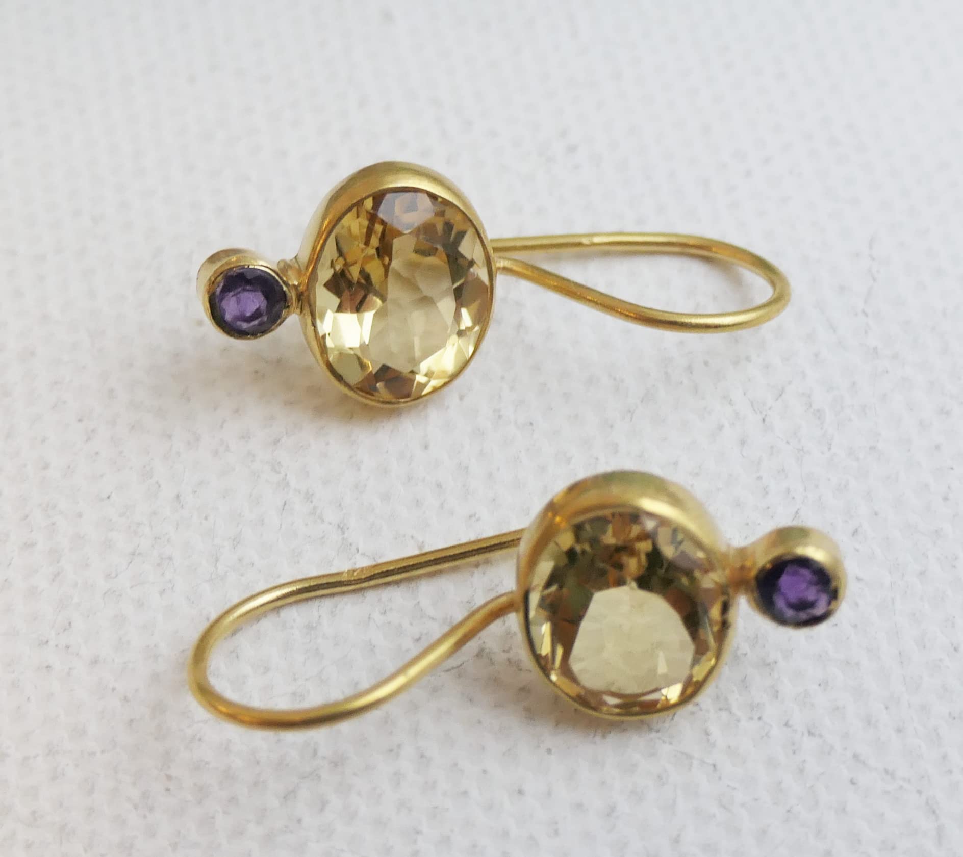 Orecchini in Argento Sterling Placcato Oro con Citrino e Ametista | Gioiello Elegante con Pietre Naturali per Look Raffinati e Luminosi