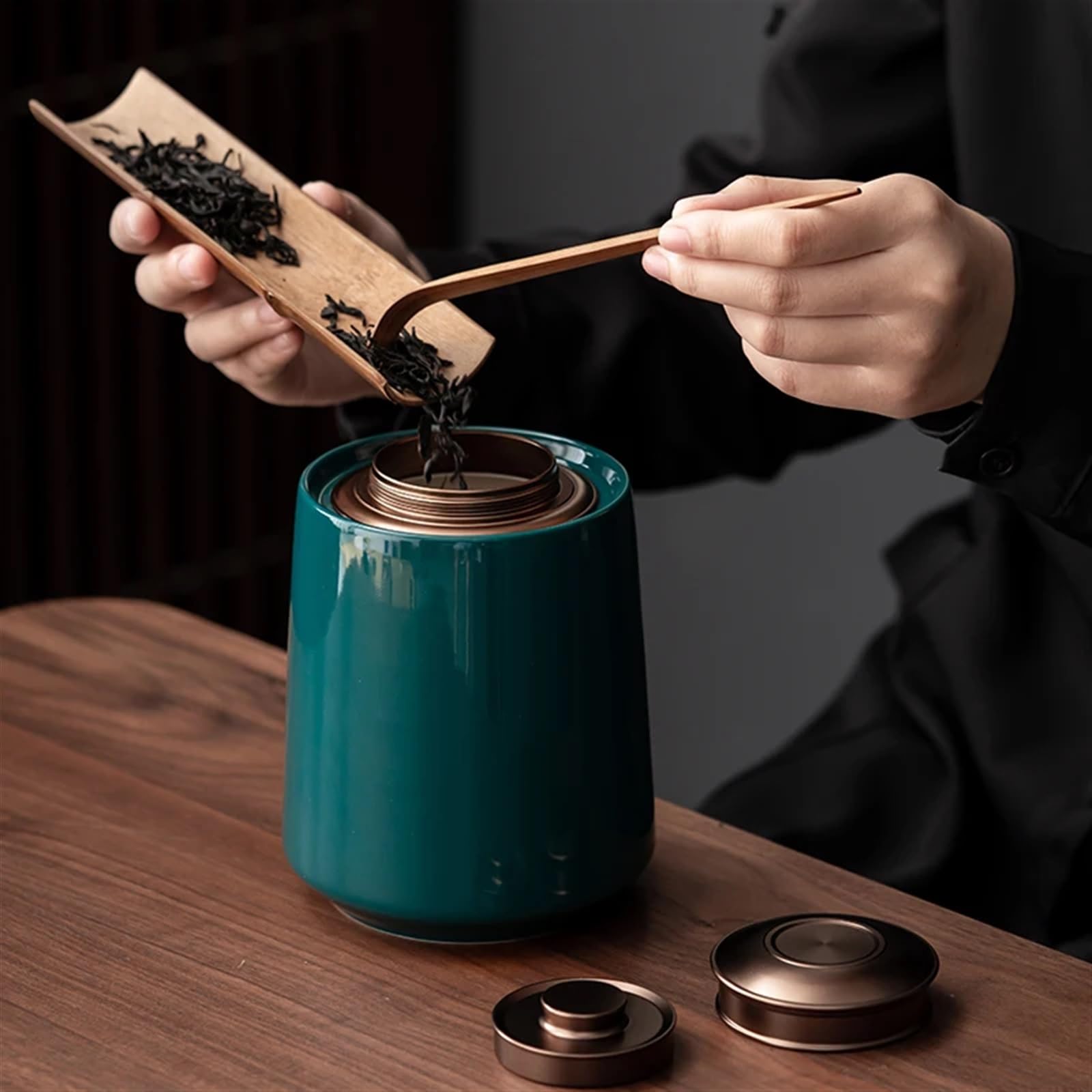 Boite à thé Boîte de thé créative en céramique Verte avec Couvercle à vis en métal, Pot de Rangement scellé, Artisanat en Porcelaine, Cadeau, boîte de Rangement Portable(E)