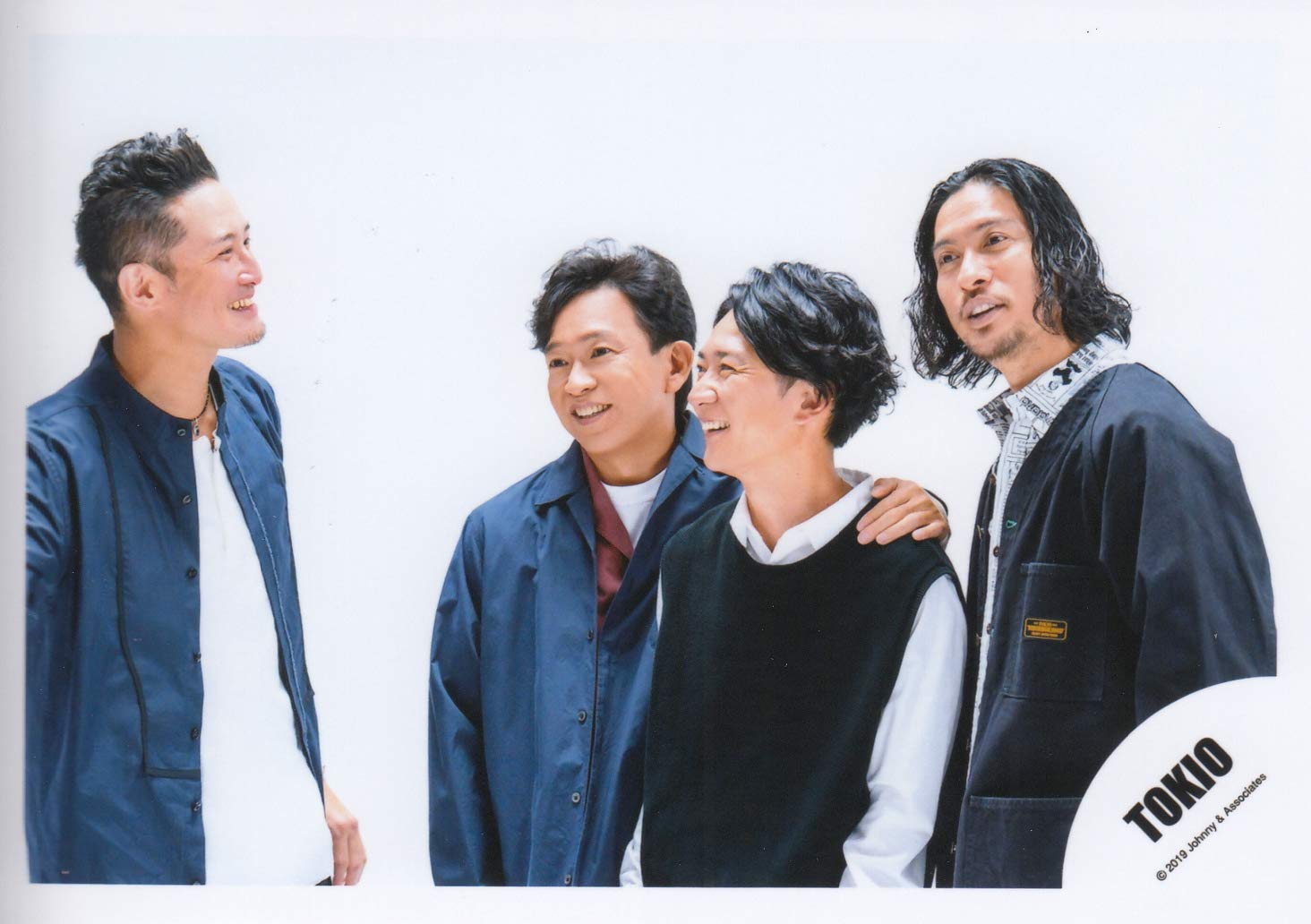 Amazon.co.jp: TOKIO 公式生写真 （集合写真）TOA00054 : 家電