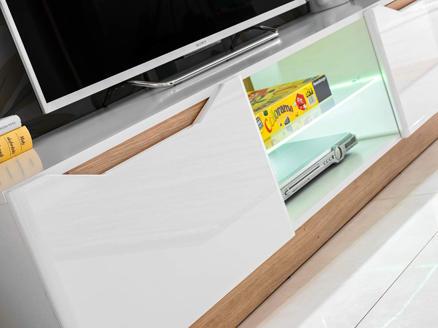 Generisch Wohnwand Fame Wohnzimmerset Wohnzimmer Wand Regal TV Wand Matt Hochglanz Vitrinenschrank Lowboard Wandregal mit LED (Weiss/Artisan Eiche)