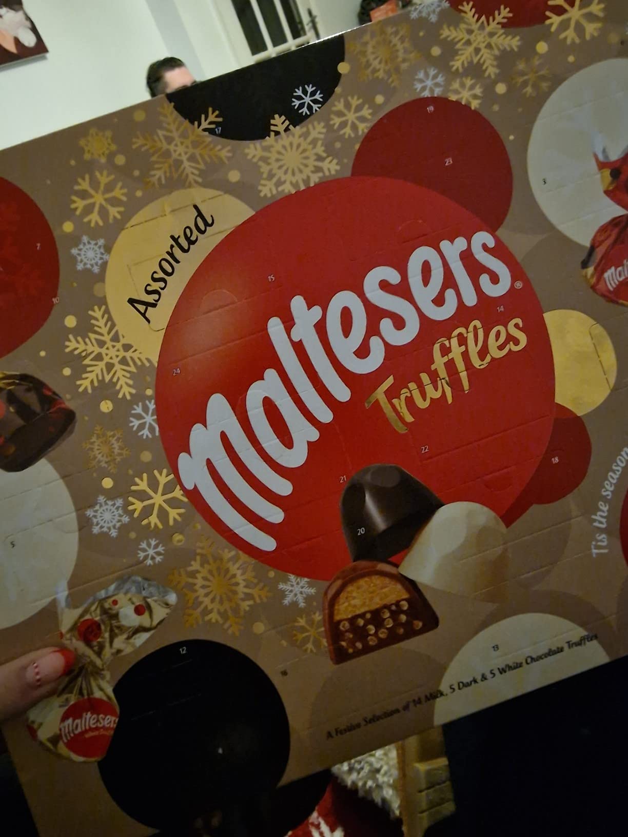 Maltesers Truffles Premium Chocolate Advent Calendar 2020, 218g ...
