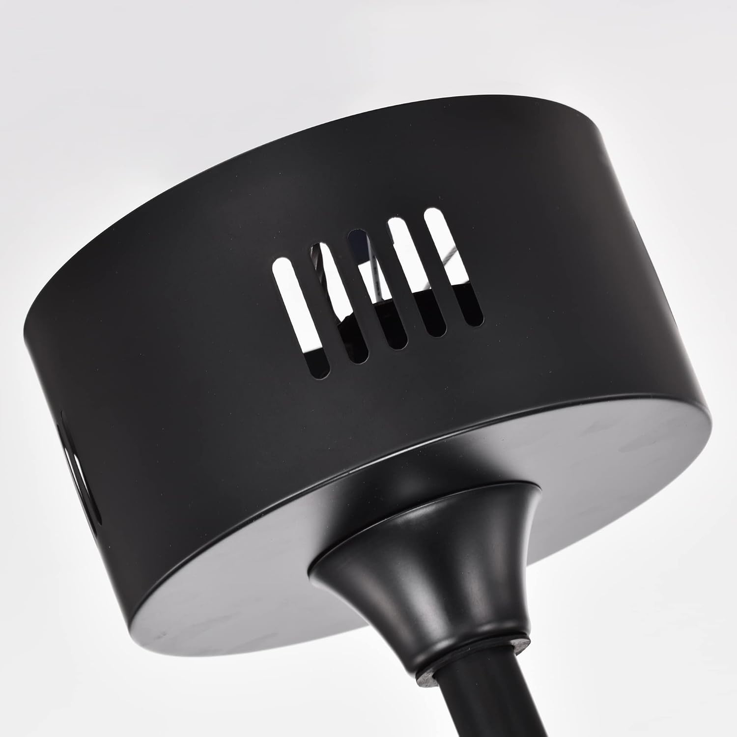 Warehouse of Tiffany Hamza Matte Black 28-Inch Reversible 3-Blade LED Fandelier Ceiling Fan with Remote, Large (CF00368)