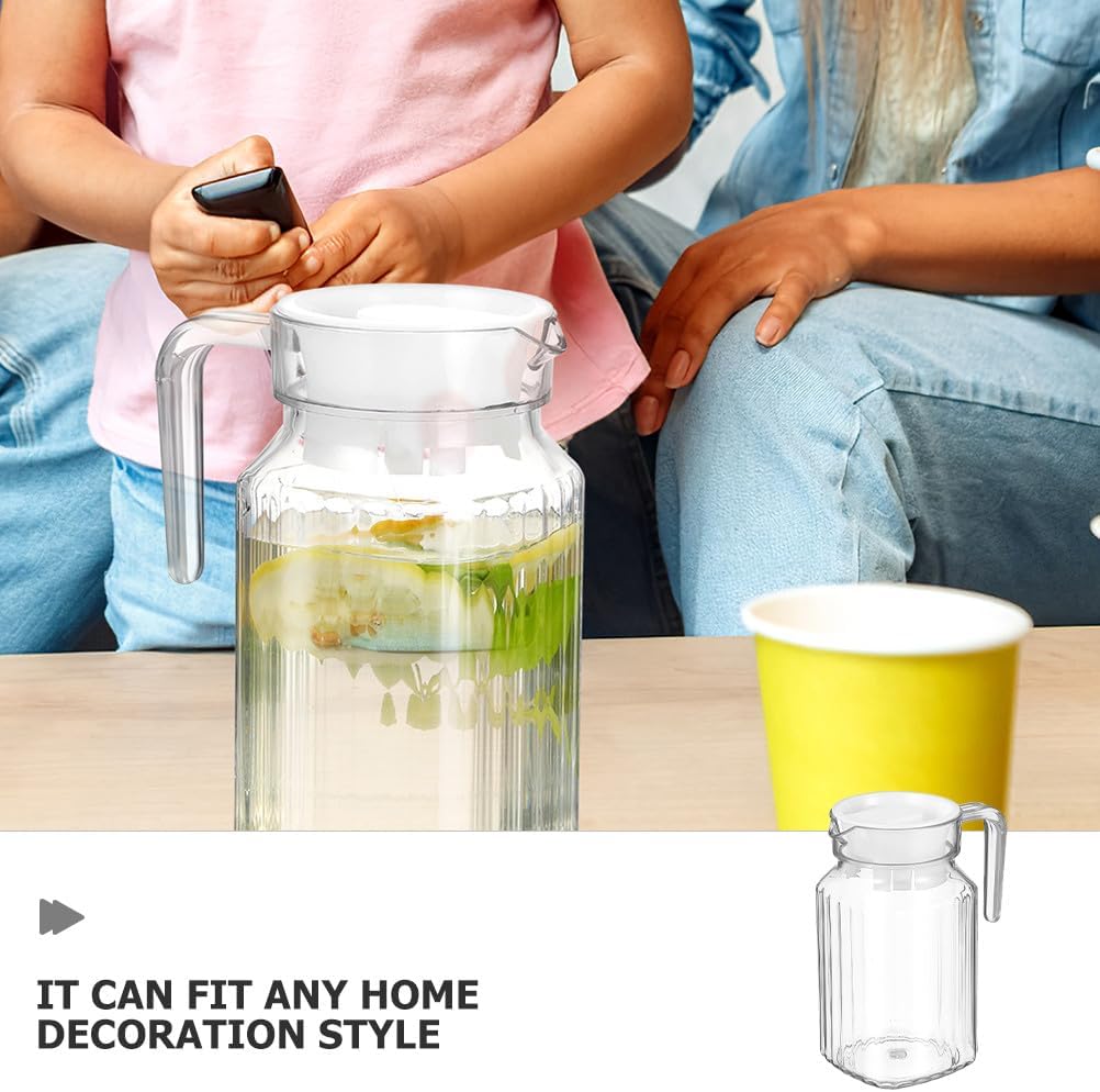 DOITOOL 4 Pcs Small Plastic Carafes with Lids Spouts, 20 Oz Clear Water Jug