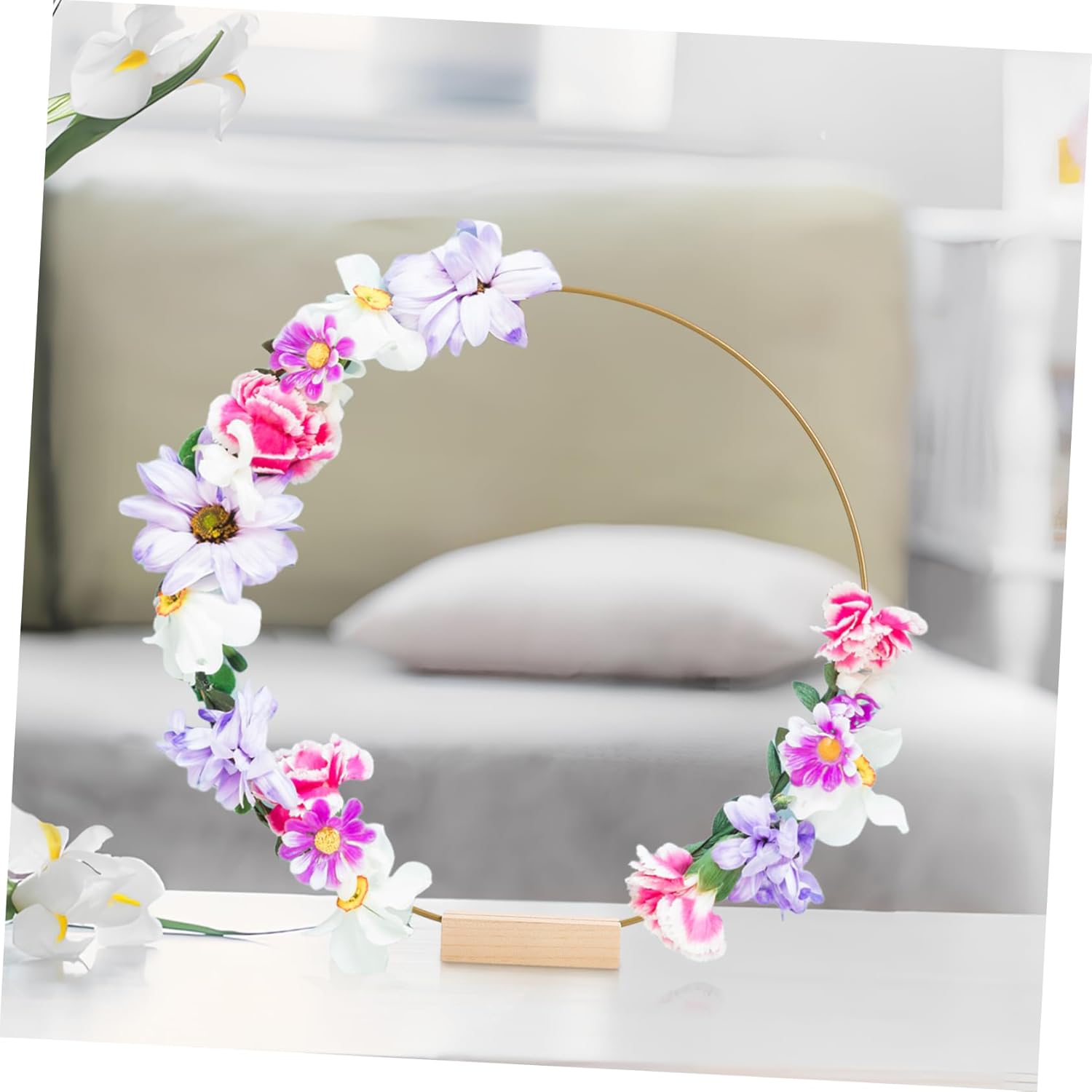 Mobestech 10Pcs Decorative Metal Hoops for Wedding Centerpieces Floral Craft Rings with Base Sturdy Minimalist Table Decor for Events and Home