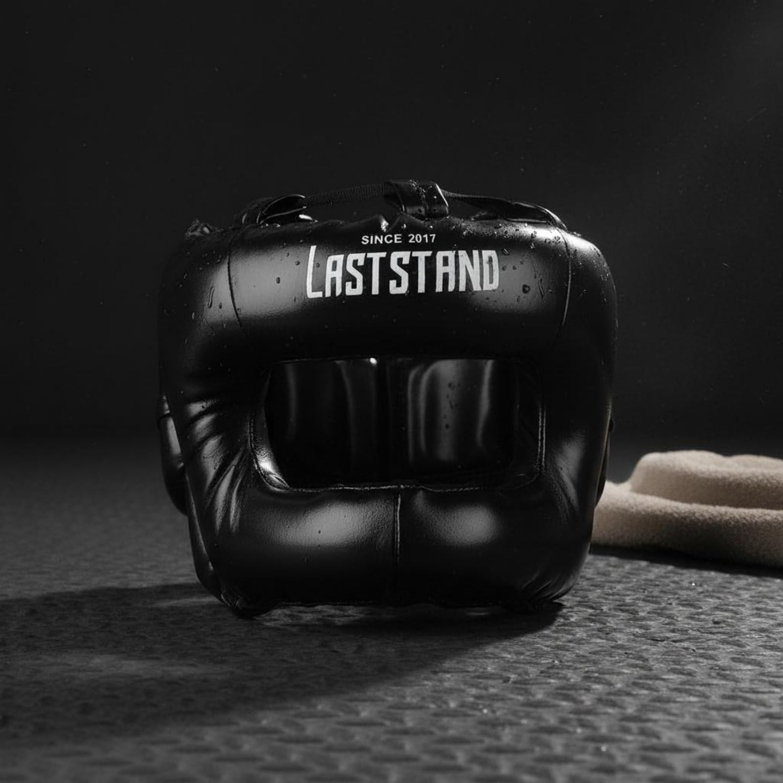 Milageto Casco MMA Integrale Copertura Totale Casco da Pugilato Chiuso Chiusura Regolabile Protezione Testa Naso per Boxeur
