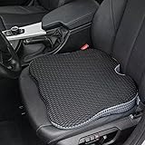 【Confort de conduite ergonomique】Ce coussin de siège auto en forme de coin est doté d'un dossier plus haut qui surélève légèrement votre position de conduite pour une meilleure visibilité et une répartition uniforme du poids du corps, réduisant ainsi la fatigue et les engourdissements dans le bas du corps. Il offre un rembourrage à la fois moelleux et soutenant pour un confort optimal tout au long de la journée.