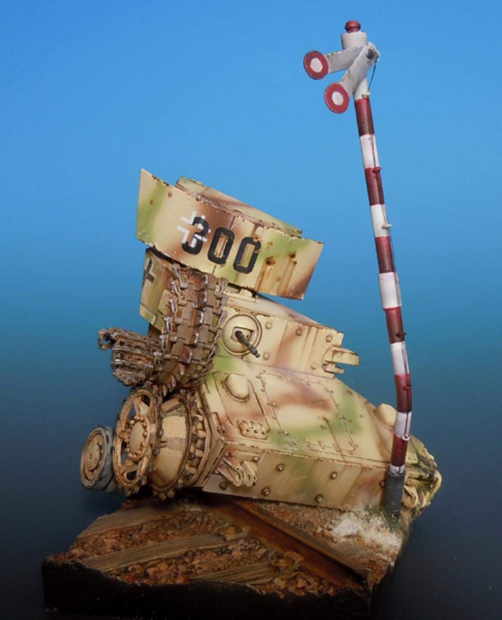Modèle en résine 1/35 base de scène ancienne de haute précision avec mât de drapeau GK