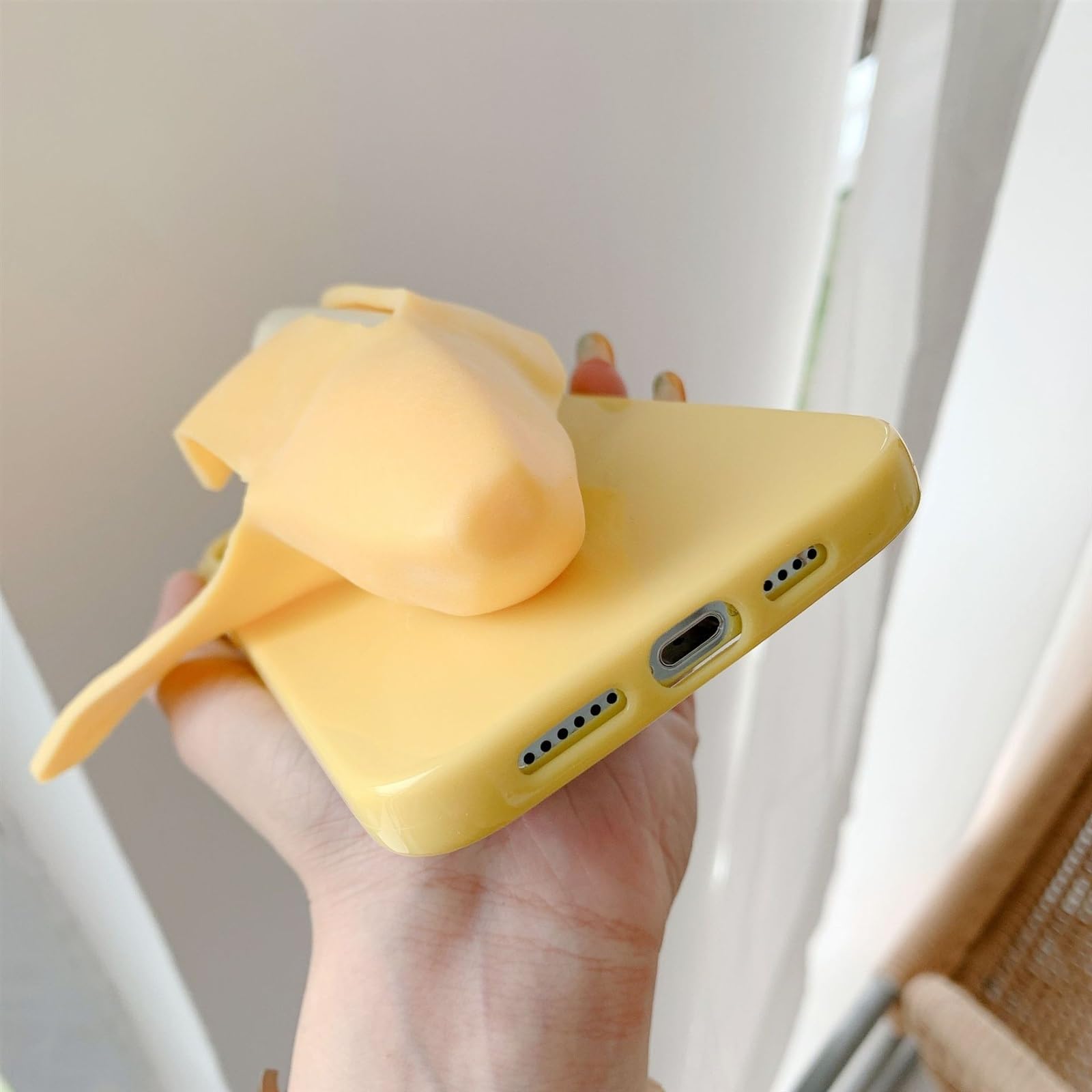 Amazon.co.jp: 新型立体シミュレーション減圧バナナ携帯ケースはiPhone