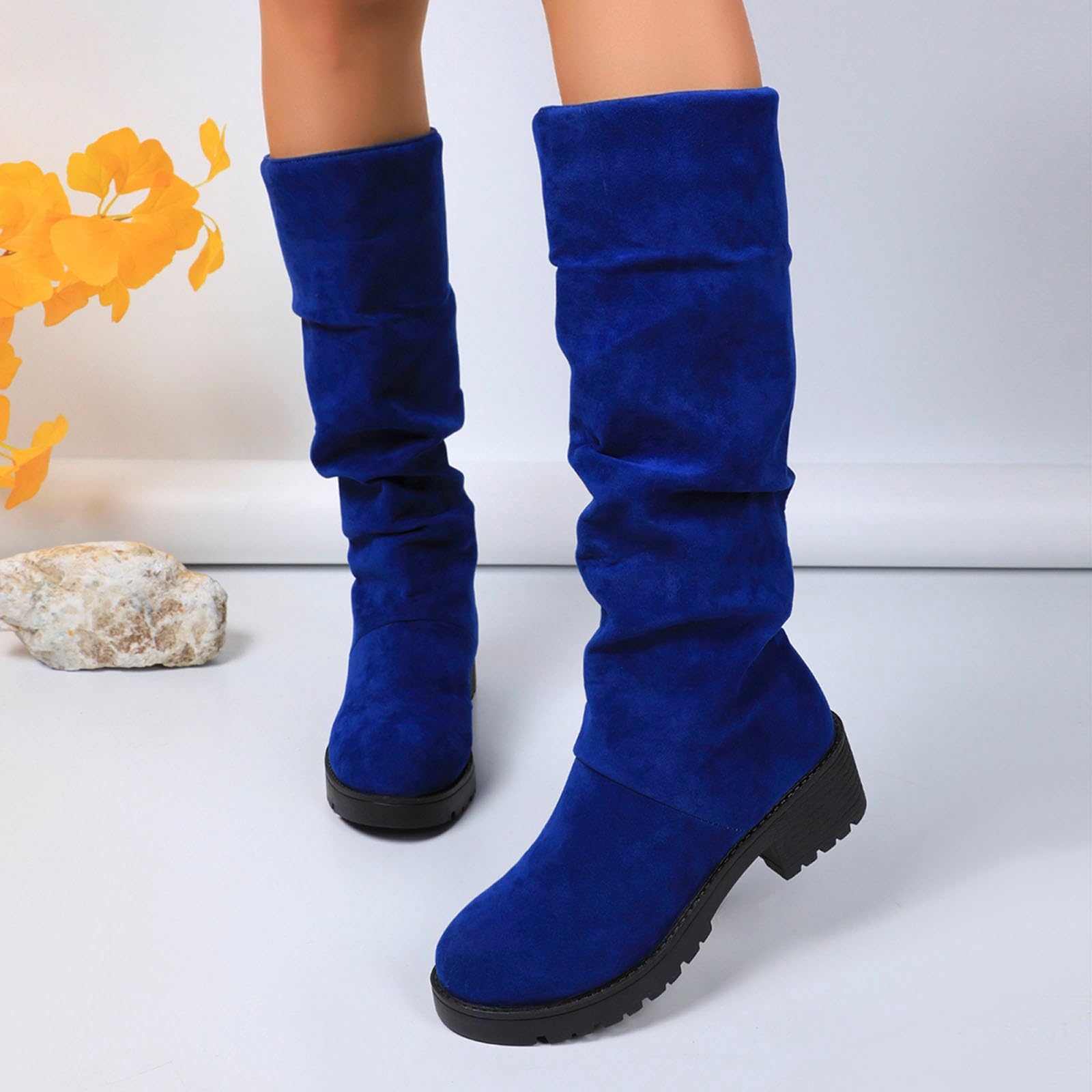 Botas altas hasta la pantorrilla para mujer, elegante moda otoñal con tacón cómodo, botas informales de terciopelo ideales para vaqueros de invierno