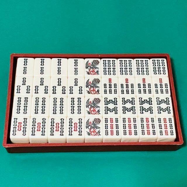 46 新品 高級麻雀牌セット　ミズノ丸一　ひかり　マージャンパイ　背緑　マルイチ Amazon | 50 高級麻雀牌セット ミズノ丸一 ひかり マージャン