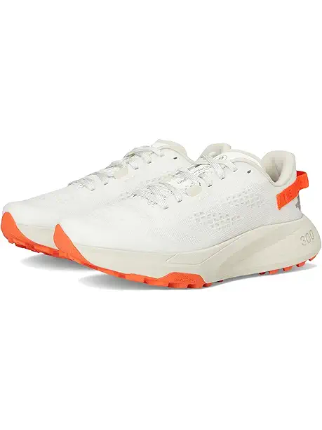 Женские кроссовки The North Face Altamesa 300 для бега