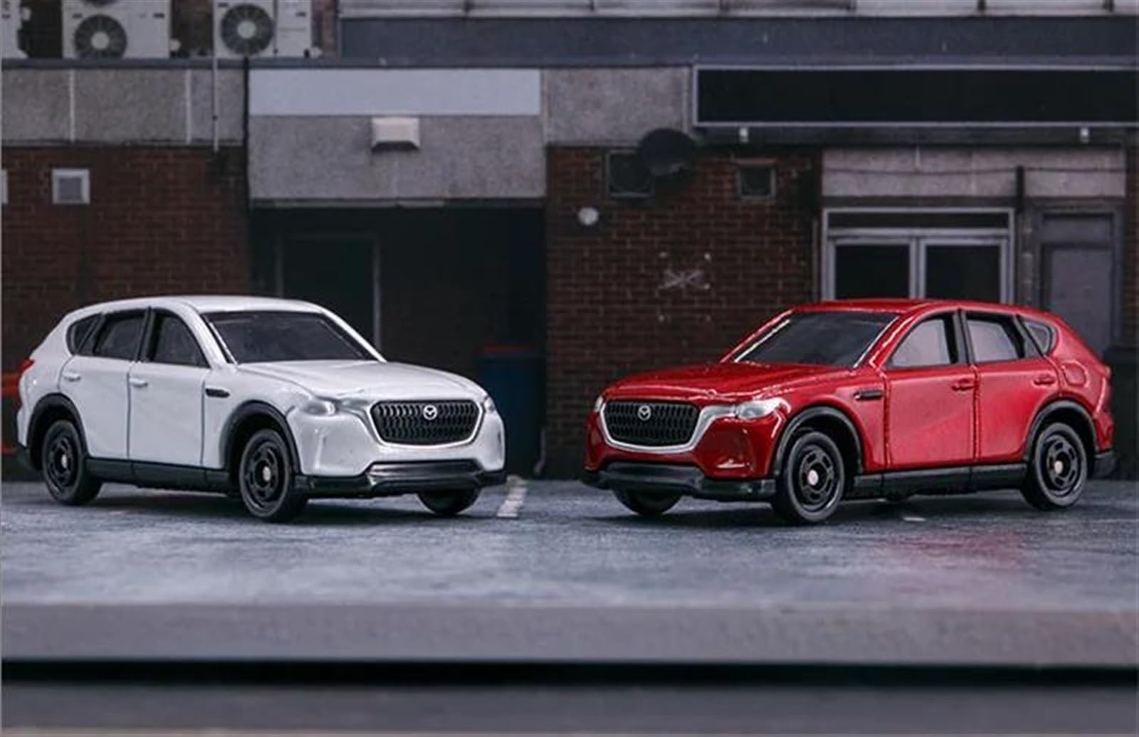 Amazon | ミニカー スケールモデルカー 1:64 マツダ CX-60 SUV 合金車