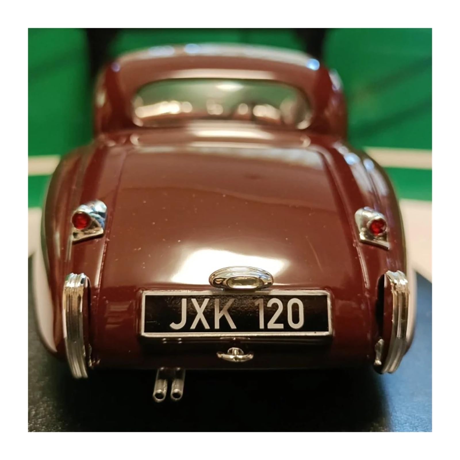 Metallo Scala Replica Resina 1 18 Adatta Per La Decorazione Della Casa Del Modello Di Auto Statica Simulata Jaguar XK120 FHC 1954 Hobby Veicoli Giochi Set