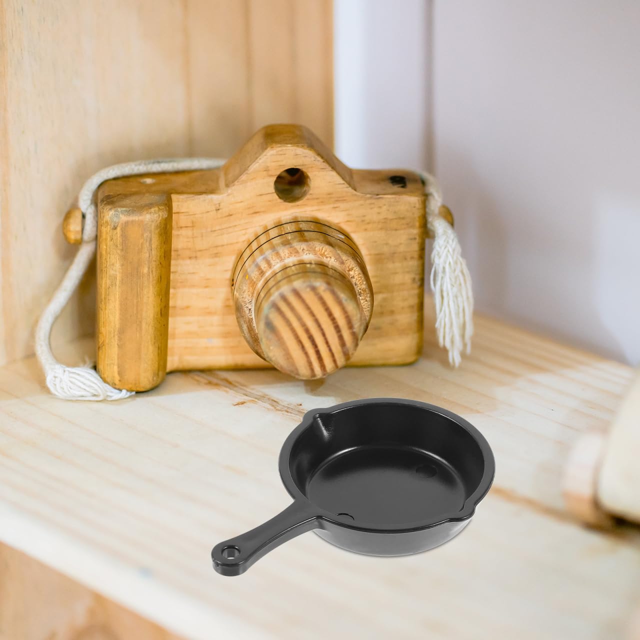 SEWACC 20pcs Dollhouse Kitchen Accessories Dollhouse Plastic Cooking Pot Ornament Mini Frying Pans Miniture Skillet Kitchen Cookware Micro Scene Role Play Party Decoration